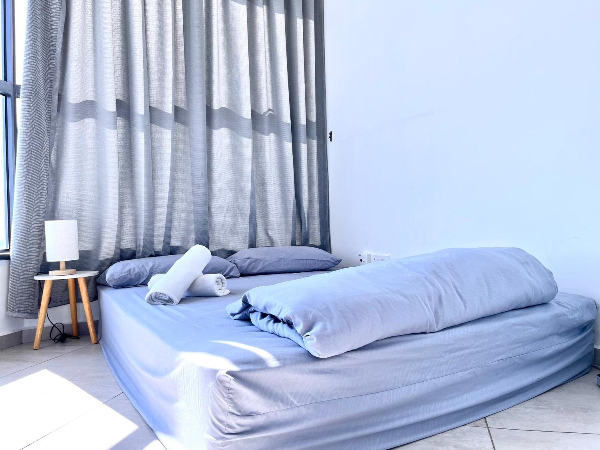 Center Retreat @ Atlantis Residence: Stunning Seaview, Luxury Amenities *