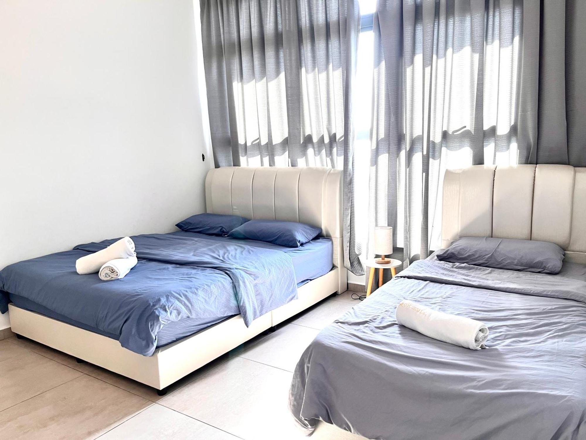 Apartment Center Retreat @ Atlantis Residence: Stunning Seaview, Luxury Amenities Malacca